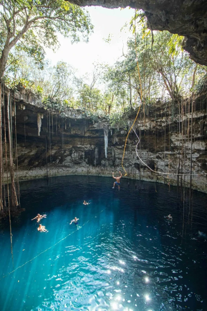 Circuit Merveilles Mayas Visite à Chichen Itzá, Izamal et un cénote