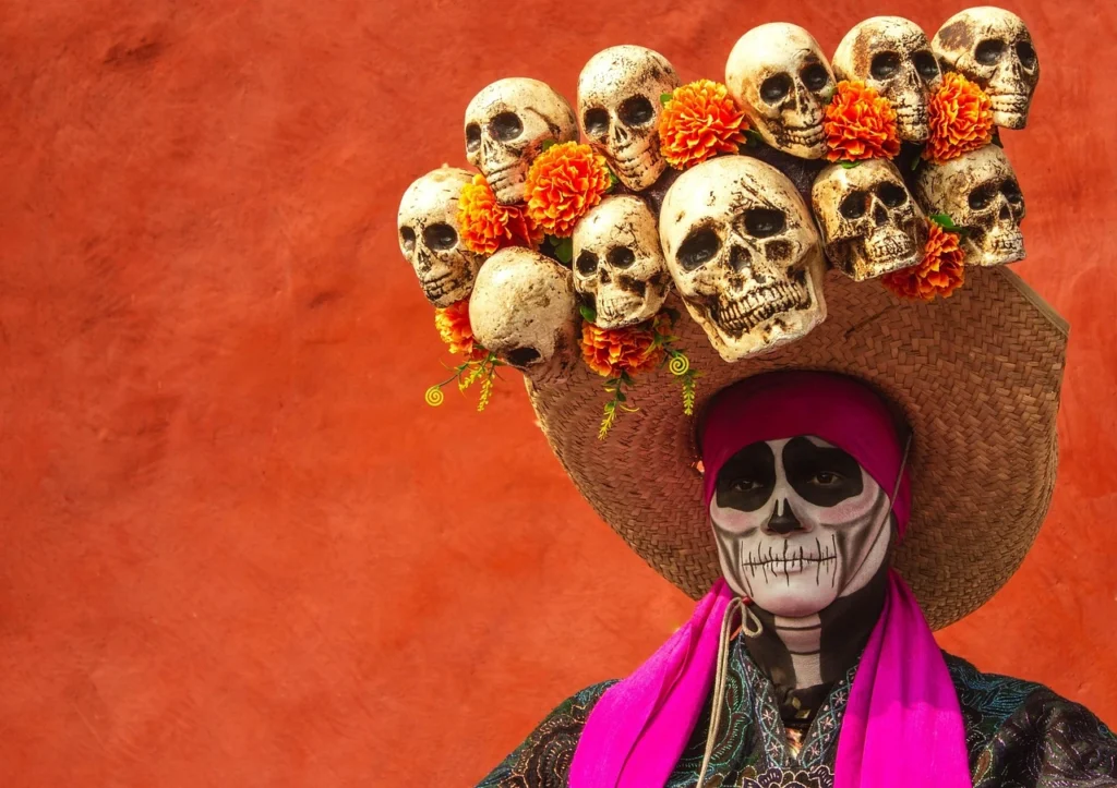 Catrina mexicana decorada para Día de Muertos. Parte de la historia de México