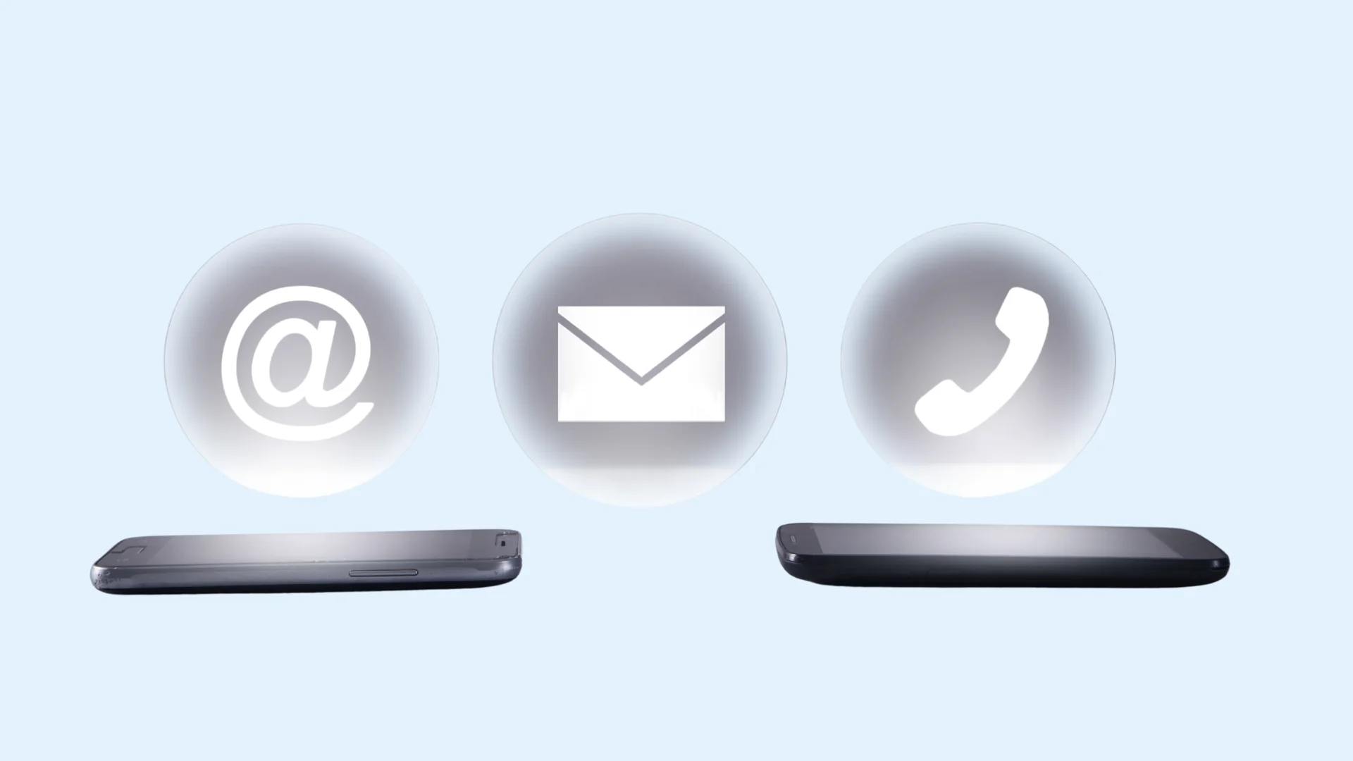 Iconos de correo electrónico, teléfono y contacto digital para solicitar información sobre clases de español, preparación DELE e inmersión lingüística.